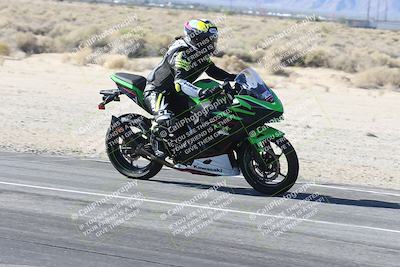 media/Dec-01-2025-Moto Forza (Mon) [[2daa91e15f]]/3-Beginner Group/Session 3 (Turn 16 Inside)/